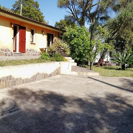 In Campagna Da Nino Pensión Olbia