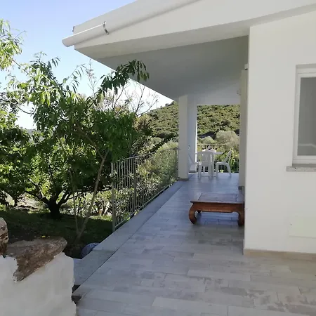 Gasthuis In Campagna Da Nino Olbia