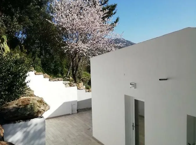 In Campagna Da Nino 3* Ольбия